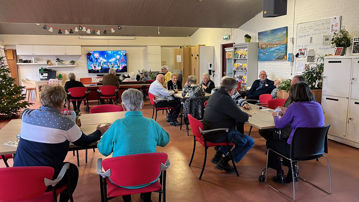 Hanieuwstraten's tweet photo. Namens vrijwilligers ,coördinatoren en bestuur en niet te vergeten onze bezoekers  wil ik iedereen die het odensehuis Papendrecht in woord gebaar of financieel gesteund heeft bedanken voor de steun het afgelopen jaar. Odensehuis Papendrecht https://t.co/KEQ0Ih56pJ