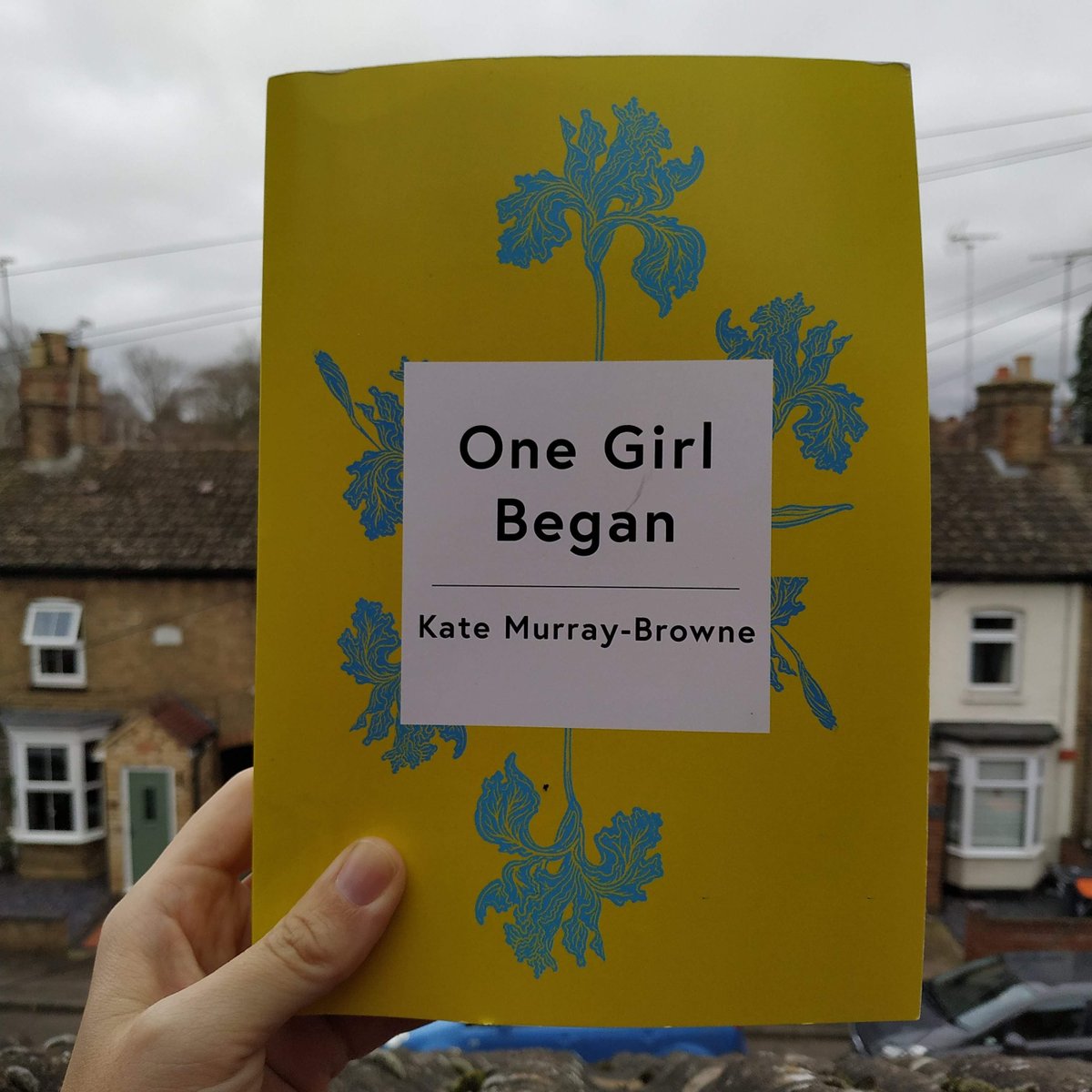 ONE GIRL BEGAN by Kate Murray-Browne is THE ONE to watch out for this year. A total gem. Astounding, immersive storytelling weaving together three moving portraits of women living in Hackney. A book that rocks you and won’t let you go. Out April 24 @francescamain @Phoenix_Bks