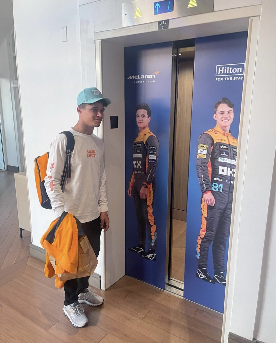 4NORR1S's tweet photo. cutie looks like a kid coming home from school help (old unseen pic) https://t.co/jPopcBvvgI