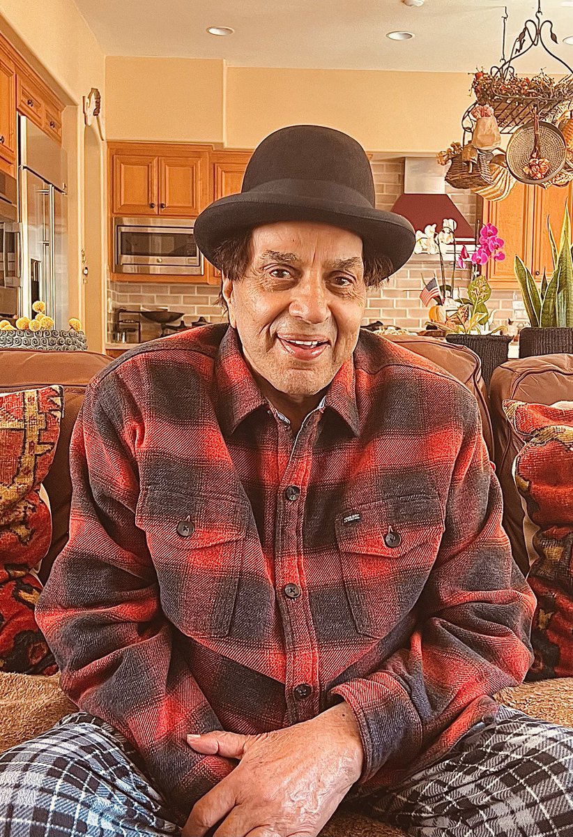 dr_deepakmehta5's tweet photo. @aapkadharam Paaji pranam..aapko nav varsh 2024 ki shubhkamnaye. Aap sab ko naye saal mein bhi..2023 ki tarah super duper success mile..aap sab swasthya rahe aur khush rahe..meri aap sab ke liye yahi kaamna hai. Happy New Year 2024 🥳🙂🙏 https://t.co/rwDYs1yPKg
