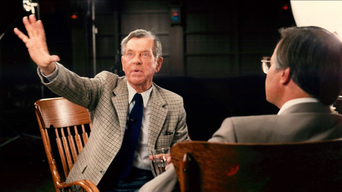 Bradley Olson contributes this week's MythBlast, "The Hero With A Thousand Faces: A Modern Marvel".

jcf.org/post/the-hero-…

Image: Still from The Power of Myth with Bill Moyers

#josephcampbell #mythology