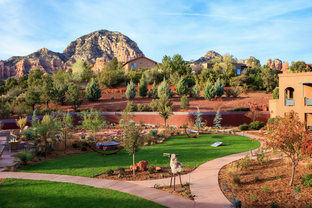 SedonaAZ's tweet photo. Thank you to David Young from Men's Journal for featuring some of our stellar Sedona Chamber of Commerce partners in his latest piece, 'The Perfect 3-Day Weekend in Sedona: Canyon Rides, Hidden Vineyards, and Red Rock Bliss'.
https://t.co/WwoGupAtBj https://t.co/oRKGzzzKbR