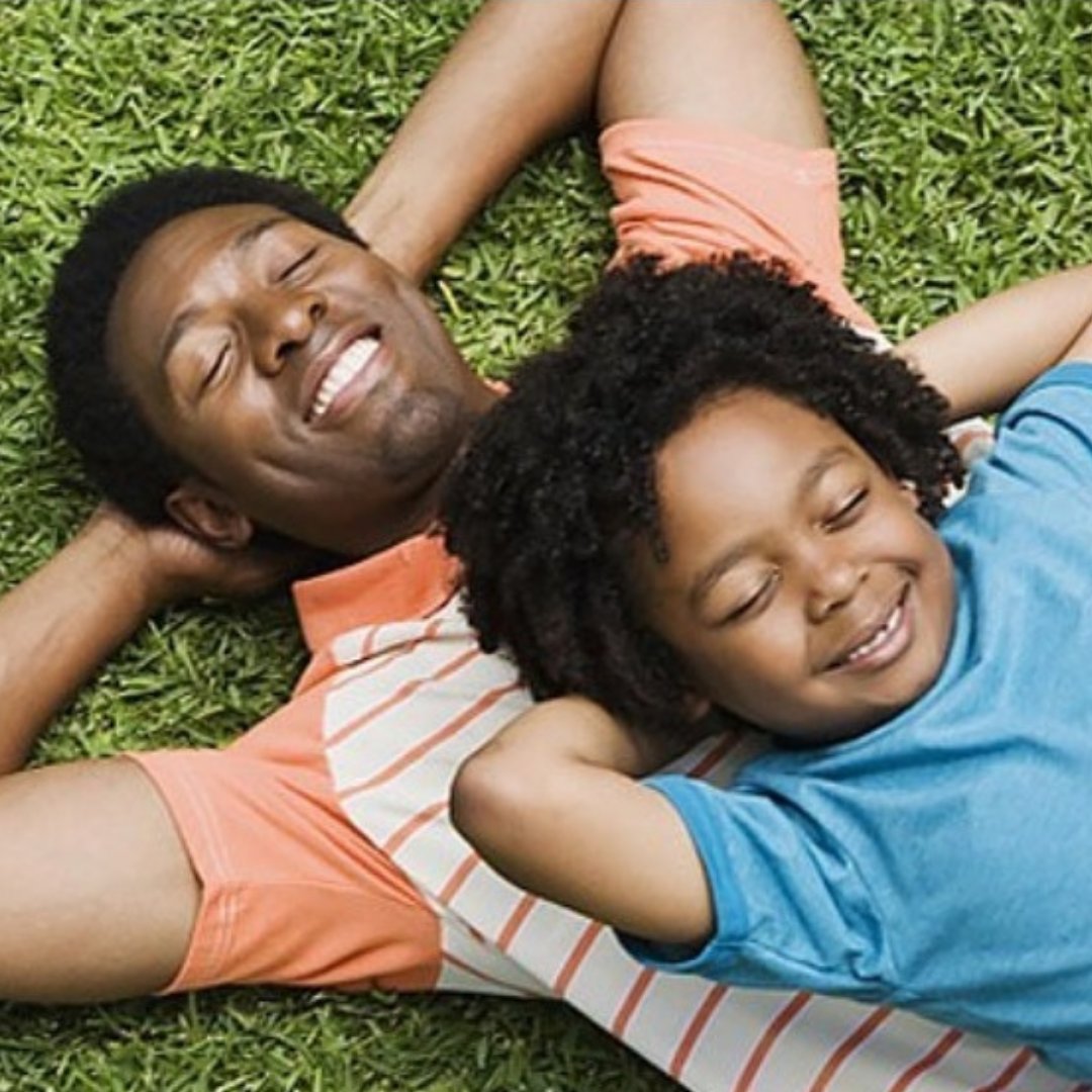 Fatherhoodgov's tweet photo. Are you a dad that easily gets overwhelmed? Take a deep breath ease into the Near Year with these helpful tips. #seelinkinbio https://t.co/JbUSiA9iHS