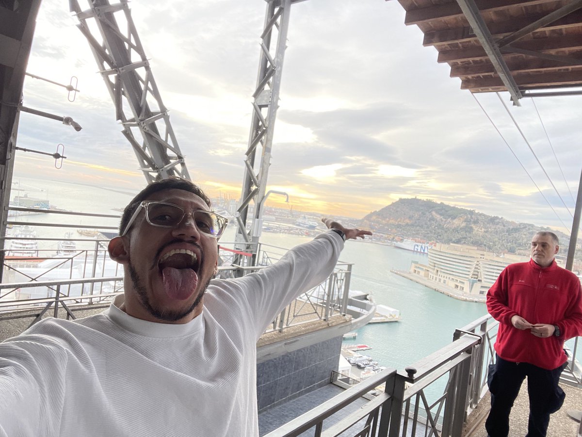 JairPrieto95's tweet image. Haz tu magia X por favor !!!
Alguien quien me ayude a quitar al señor de chaqueta roja Gracias 🫶🏼🙏🏼🙌🏼✨