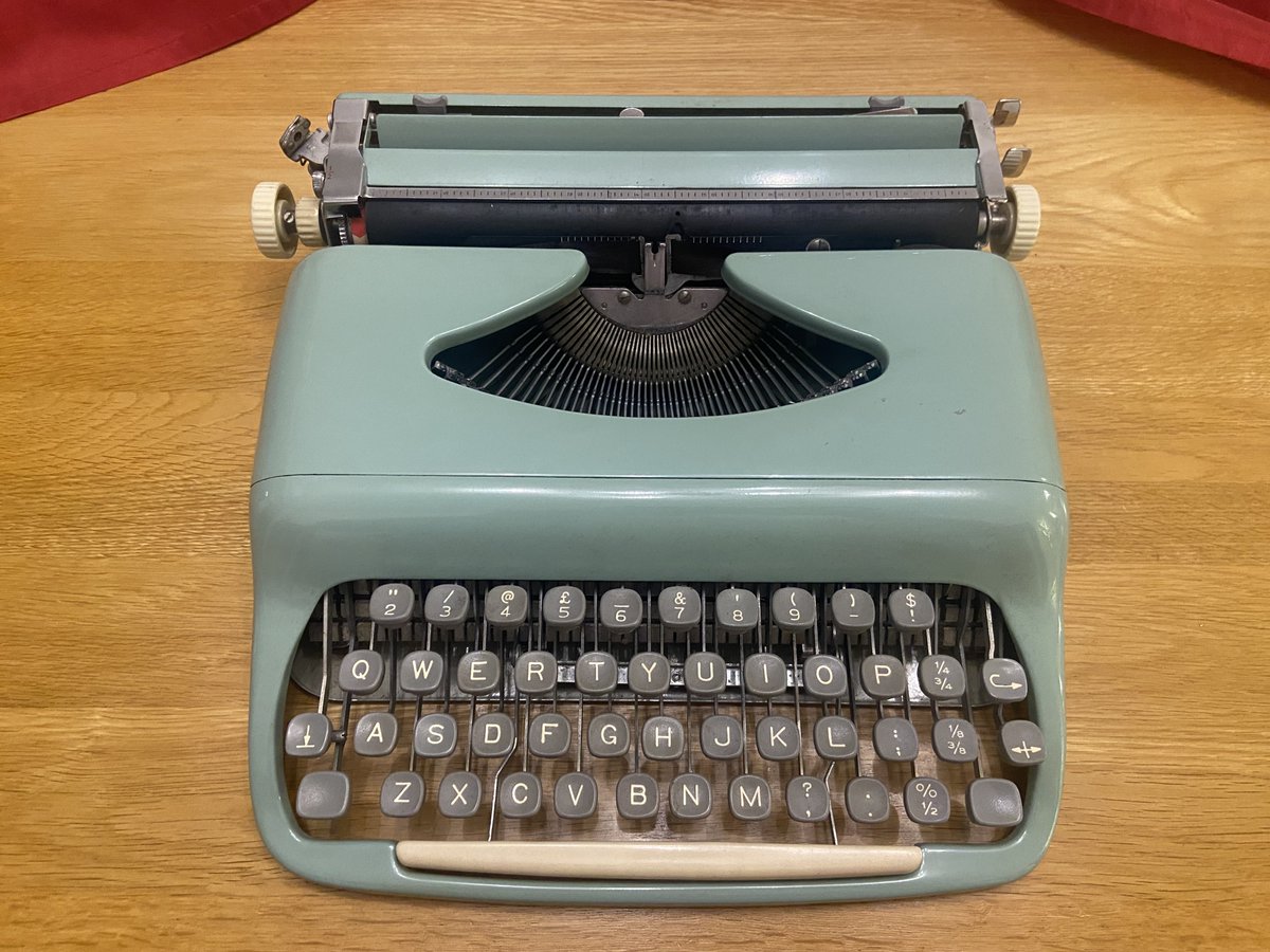 Presents don't get much better than this! She needs a new ribbon and a bit of TLC but she works! (As long as I don't want to write a list...) 😊 #whensomeonereallyknowsyou