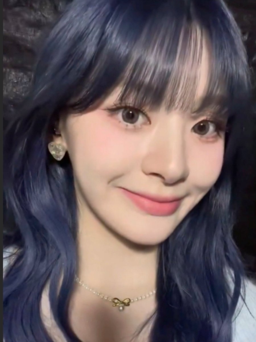 ARCADELABELS_'s tweet image. La mejor #𝐁eαütıful·୭ৎ·ℂhrıstmās᭄ se la pasa escuchando este temazo, porque la nueva colaboración de estas bebés me dejó con la boca abierta y declarando que definitivamente #𝐈·𝕃ōvə𖠇ꦼ𝘄ınter y a cada una de estas chiquitas.

𝕔h𝕖r𝕣y   ˚୨୧⋆｡˚ ⋆   𝕡l𝕒y𝕘r𝕠u𝕟d