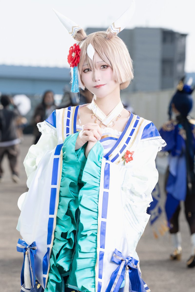 Ao_cos_pom's tweet photo. ⚠コスプレ/#cosplay 

ウマ娘/サトノダイヤモンド

「トレーナーさん！
あけましておめでとうございます！」

Photo→(@tsunamayo1130 )

#となコス https://t.co/zkzrjL8Ajf