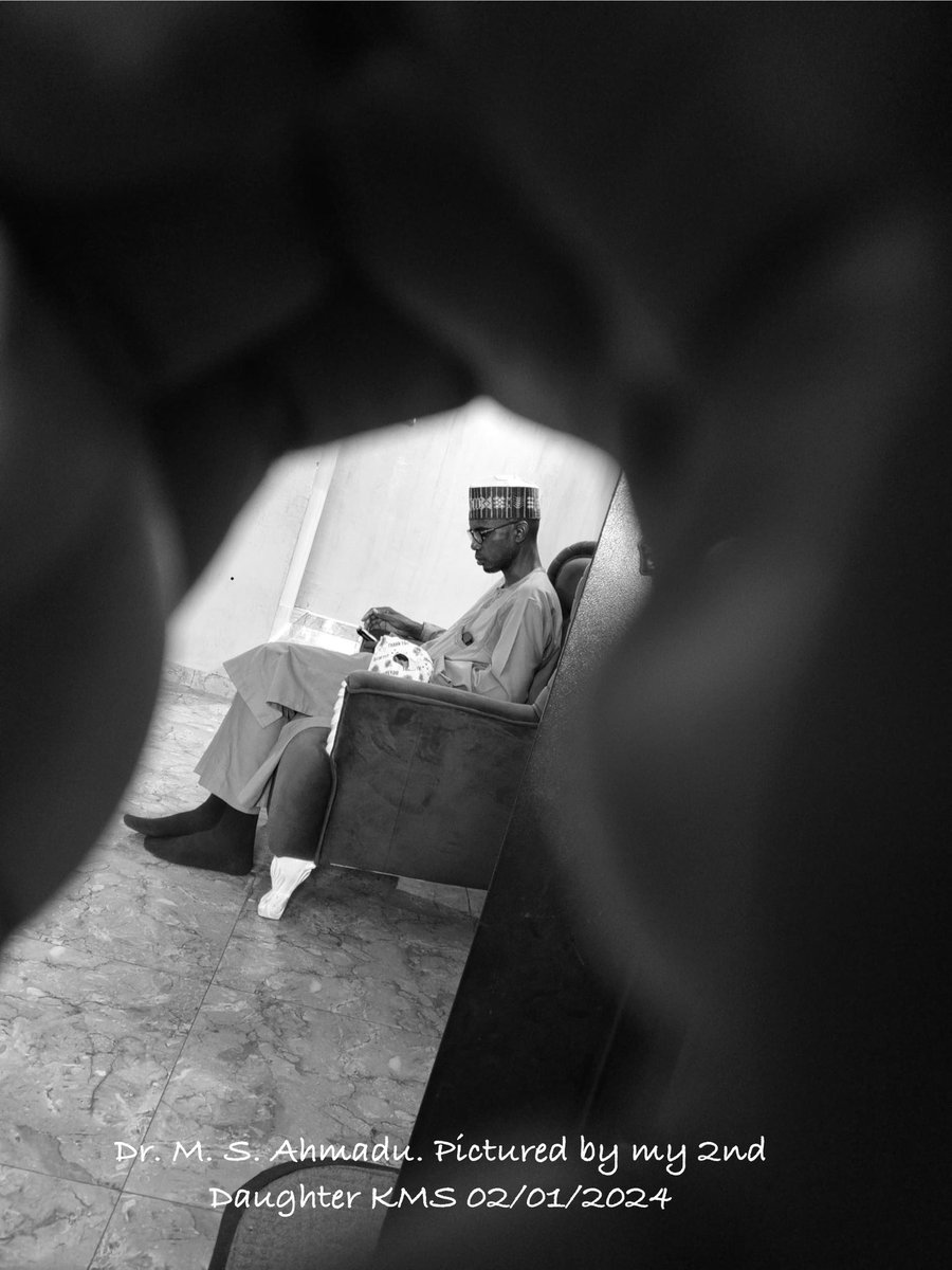 My second daughter KMS following my footsteps in #RadiologistPhotographer. Even I cannot beat this awesome shot.