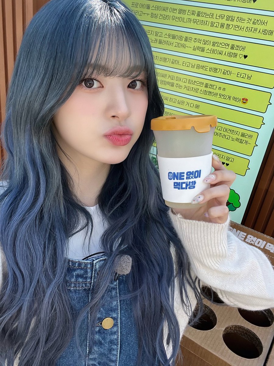 ARCADELABELS_'s tweet image. Es hora de llenarnos de las #𓈒࣪𝐉α𝚙αnɘ𝚜se͜͡·ᡣ𐭩·ʋi𝚋e𝚜 para apoyar el tan esperado #𝕹ꮻ·ƒeα𝚛ུデビュー de estas chiquitas que está vez lanzan la versión japonesa de #ℱeα𝚛𝗹es𝚜と𝕷ɘ·𝐒se𝚛a𝒇𝚒𝚖𓈒࣪. ¡Éxitos, lindas!

𝕔h𝕖r𝕣y   ˚୨୧⋆｡˚ ⋆   𝕡l𝕒y𝕘r𝕠u𝕟d