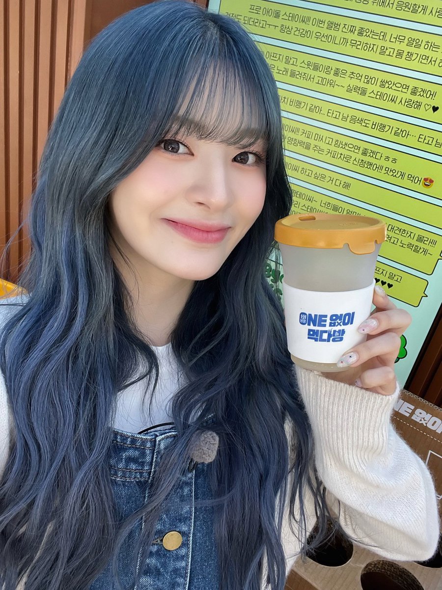 ARCADELABELS_'s tweet image. Es hora de llenarnos de las #𓈒࣪𝐉α𝚙αnɘ𝚜se͜͡·ᡣ𐭩·ʋi𝚋e𝚜 para apoyar el tan esperado #𝕹ꮻ·ƒeα𝚛ུデビュー de estas chiquitas que está vez lanzan la versión japonesa de #ℱeα𝚛𝗹es𝚜と𝕷ɘ·𝐒se𝚛a𝒇𝚒𝚖𓈒࣪. ¡Éxitos, lindas!

𝕔h𝕖r𝕣y   ˚୨୧⋆｡˚ ⋆   𝕡l𝕒y𝕘r𝕠u𝕟d