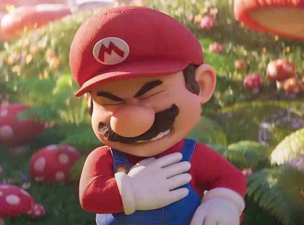 Cuando haces tu primer lagartija en el gym y se te regresa el recalentado: