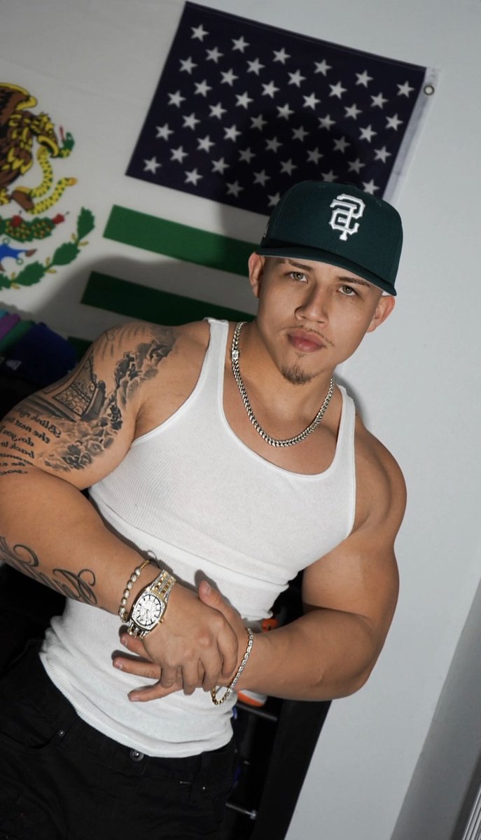 eddie_cantu9's tweet photo. 2k24 🦍🖤 https://t.co/Mz2hJSlckM