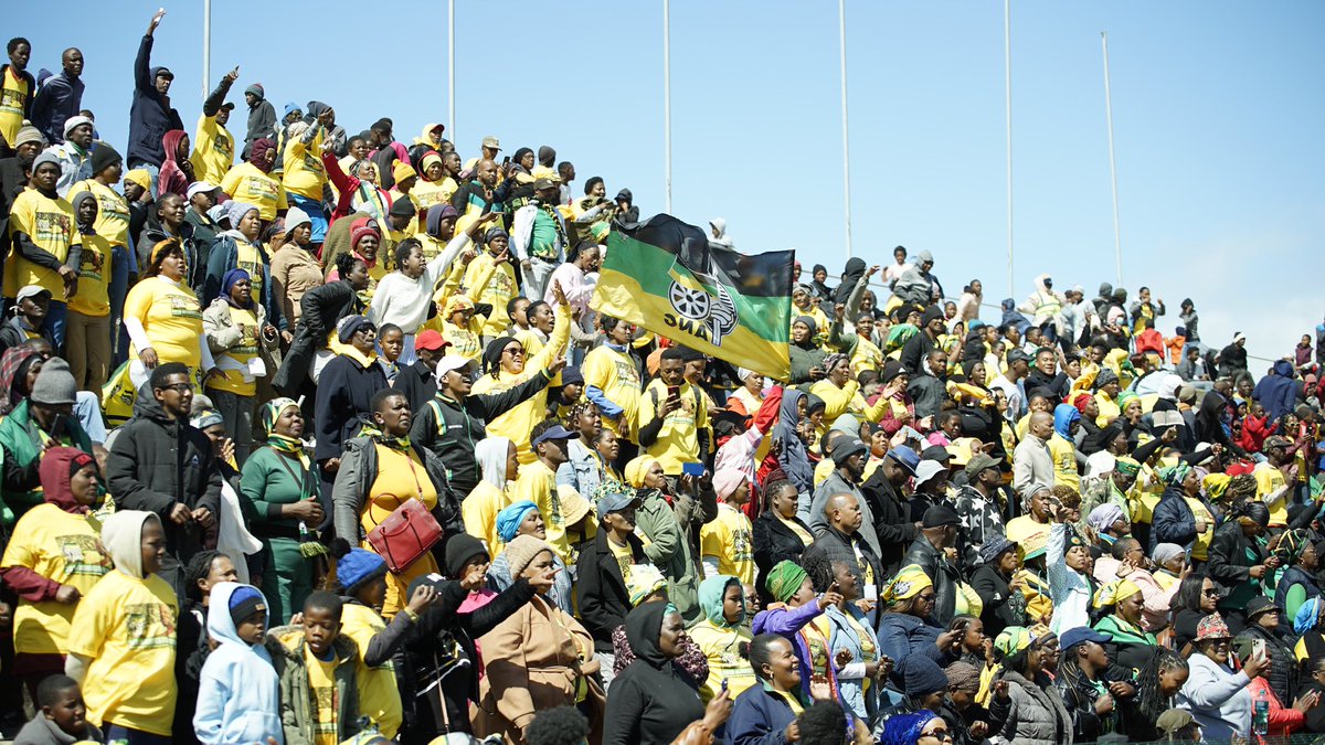 MbalulaFikile's tweet photo. Elections are not just about choosing leaders, they're about shaping the future. Get ready to make your mark in 2024. Let's stand together and ensure that the ANC continues to lead South Africa towards prosperity and inclusivity. 
#ANC2024 #VOTEANC https://t.co/hVY4B36tye