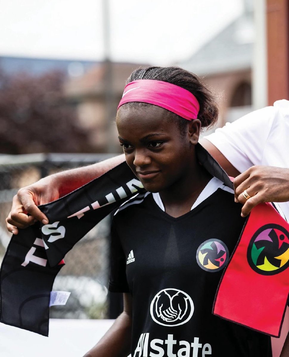 blackstarUS_'s tweet photo. Welcome to the @Allstate Black Star Academy proudly representing Detroit 🌟 #allstatepartner https://t.co/s1jU7D14Ol