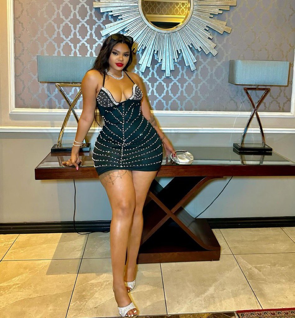 Londie London tweet media