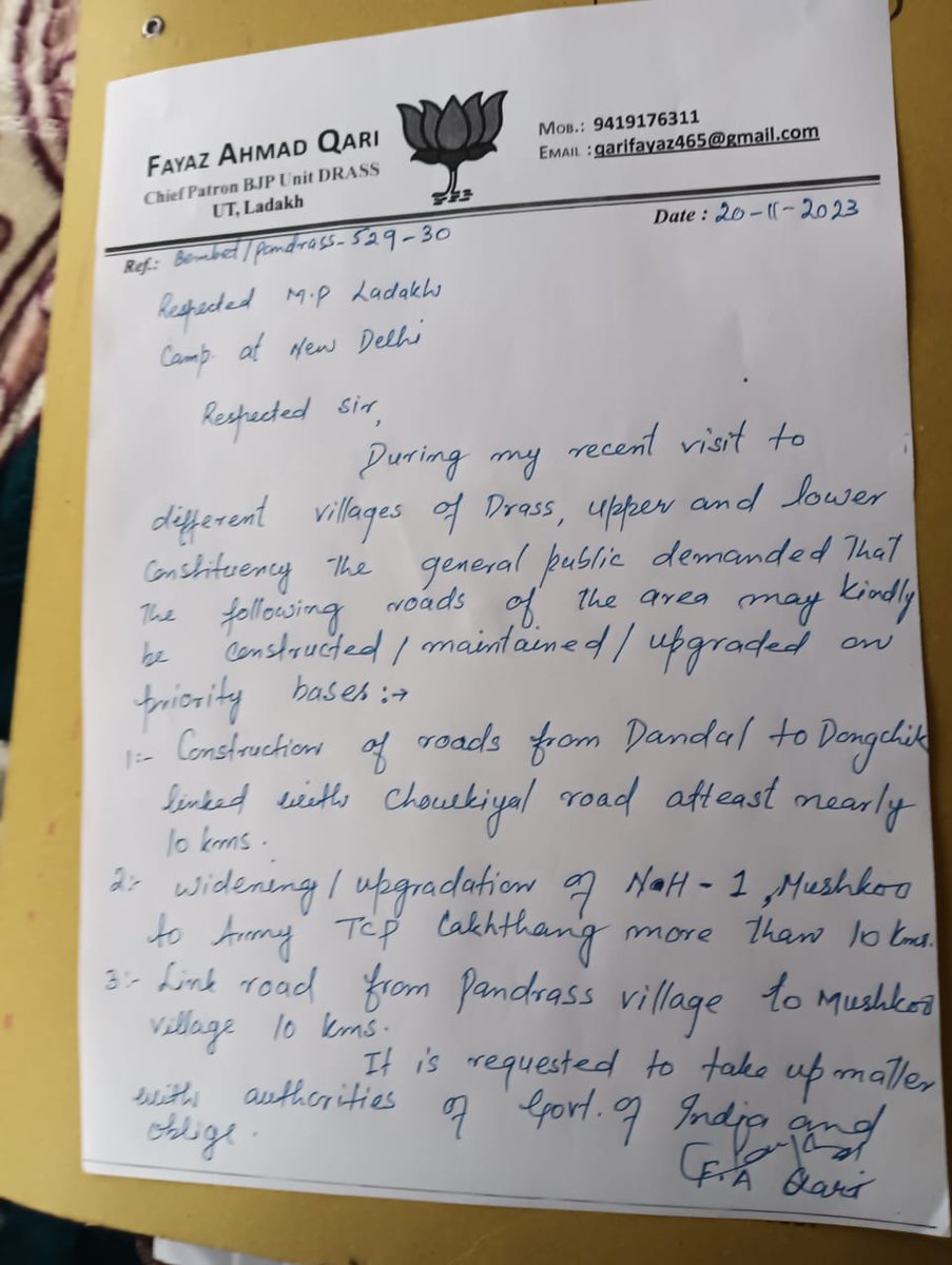 Noorulislam_zia's tweet image. Exciting to see Fayaz Ahmed Qari, a dedicated BJP leader from Drass, taking swift action on promises made pre-LAHDC election! 💪 #CommunityCommitment #BJPDrass #FulfillingPromises #FayazAhmedQari @jtnladakh @BjpKargil33186