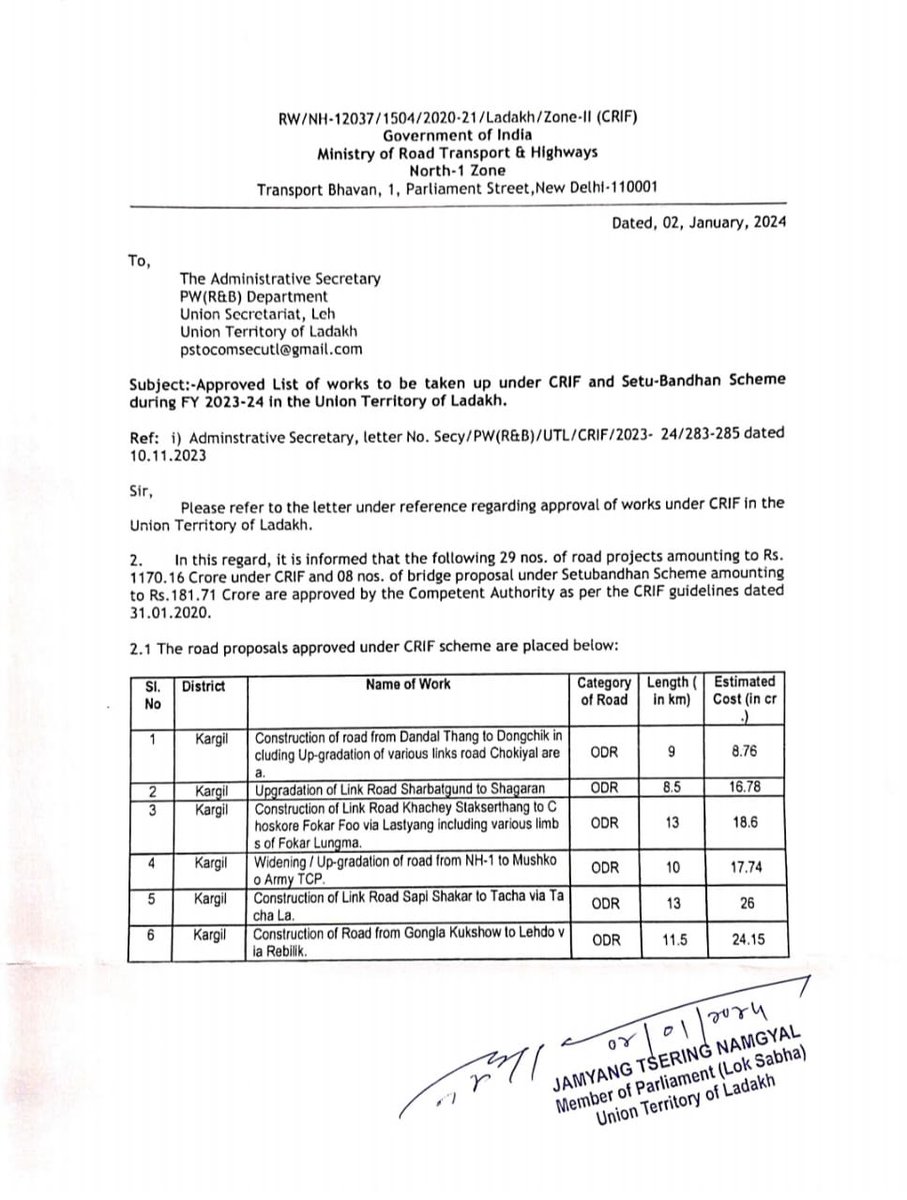 Noorulislam_zia's tweet image. Exciting to see Fayaz Ahmed Qari, a dedicated BJP leader from Drass, taking swift action on promises made pre-LAHDC election! 💪 #CommunityCommitment #BJPDrass #FulfillingPromises #FayazAhmedQari @jtnladakh @BjpKargil33186