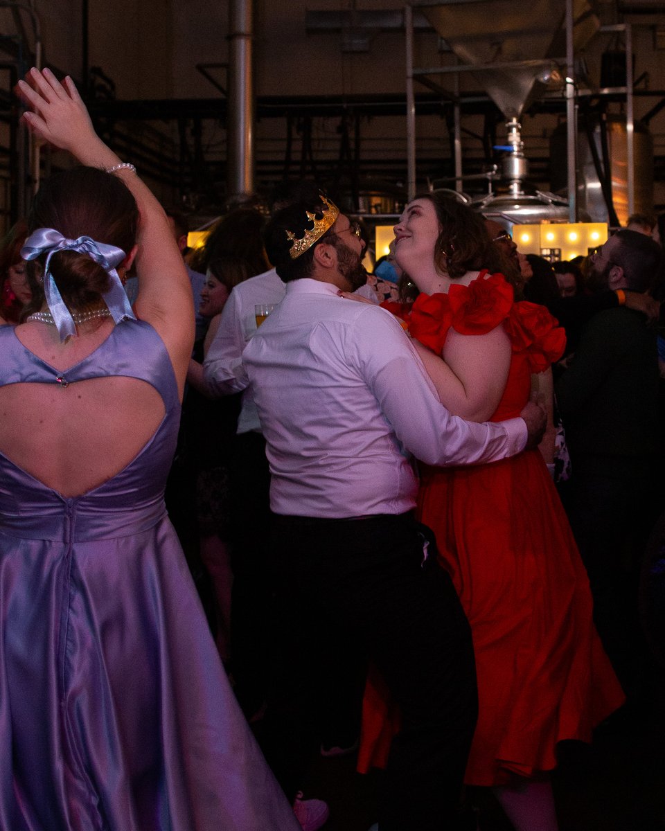 Aeronaut Brewing Co. tweet media