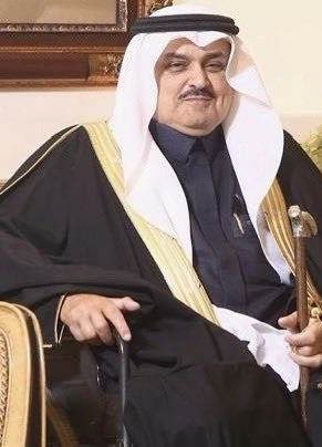 halkadi's tweet photo. 🤲🏻رحم الله العزيز الأستاذ  منصور بن ناصر بن عبد الرحمن #الثنيان الذي خدم دينه ووطنه حتى  تقاعده
 كان رجلا طيبا ذا تواصل مع الناس لا يملّ المرء من جلسته وأحاديثه الماتعة
عرفته مؤخرا بعد أن صار بيننا علاقة رحم  وكنت أسعد برسائله الواتسية التي تتضمن بعض القصص الجميلة حتي أقعده المرض 
كان بمرضه صابرا محتسبا جعل الله ما أصابه طهورا 
بحمد الله خلف أبناء فضلاء أ. متعب و أ. محمد وكريمات عزيزات فلهم ولأسرته ولأخيه أ. خالد أبو نايف وعائلة الثنيان صادق العزاء غفر الله له وأسكنه جنة المأوى