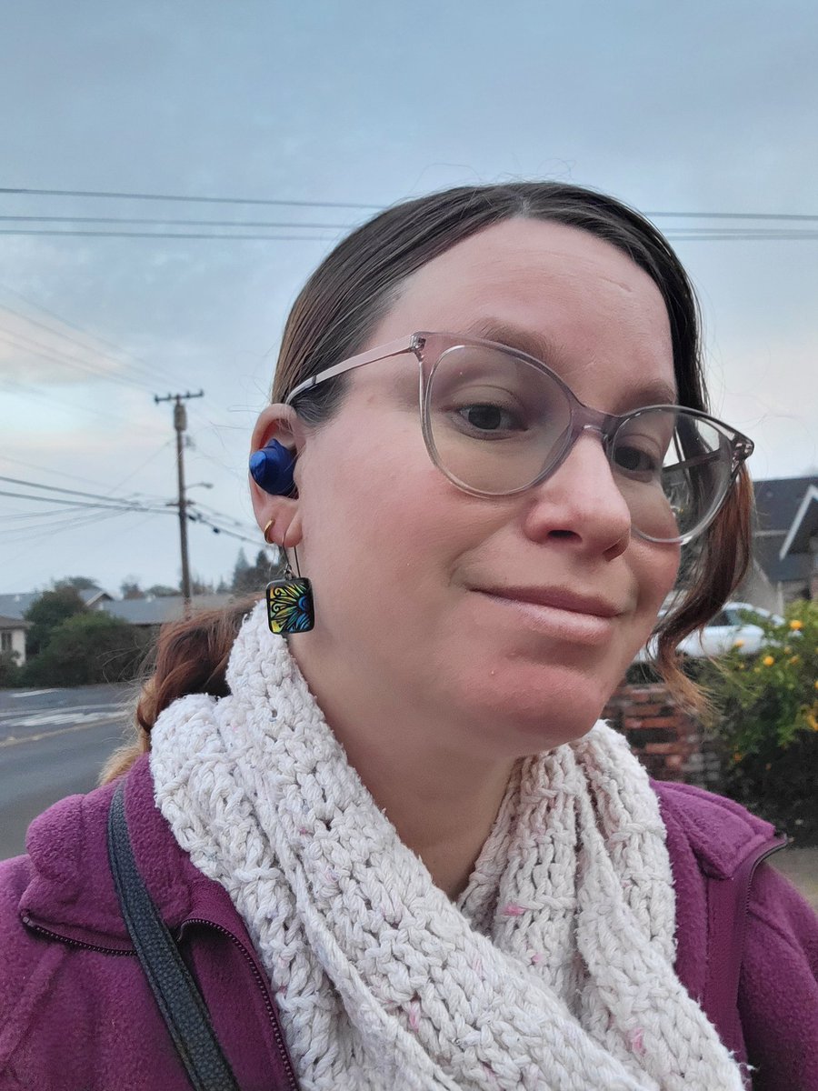 My next pair of #earringsof2024 were a gift from a friend last year!