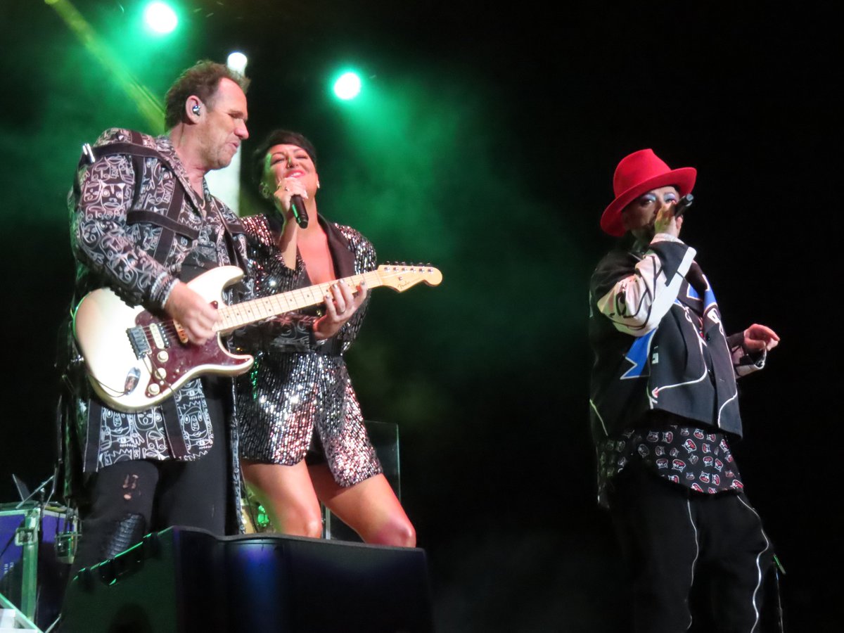 AlanToddWHS's tweet photo. #TerrificTuesday #RoyHay, #RoxyYarnold, and #BoyGeorge of @RealCultureClub in San Diego earlier this year.

#CultureClub #80smusic #livemusic #concert #concerts https://t.co/bIctIPymmA