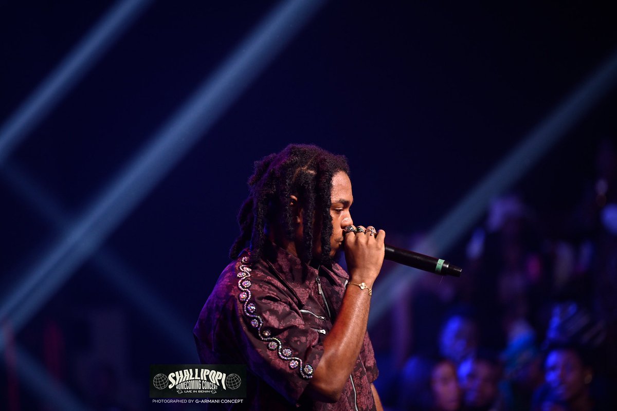 Yarden_news's tweet photo. Yarden live at the Shallipopi homecoming show in Benin City, Nigeria.
#yarden #shallipopi #etinsrecords #towd https://t.co/rvNnxp92Xr