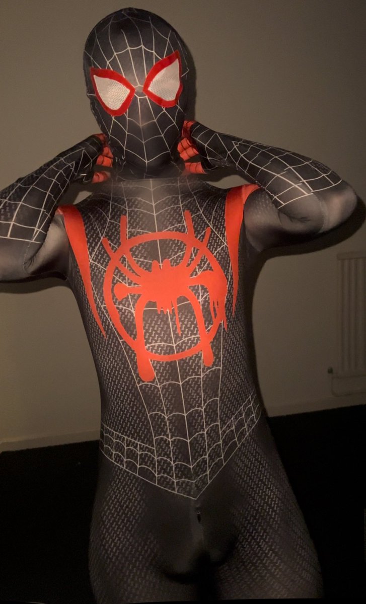realjamesbeau's tweet photo. Who wants to watch me shoot webs? 🕸️ https://t.co/0eqDHV2DEE