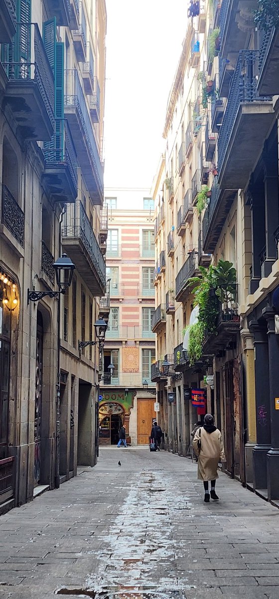 Vantillana's tweet image. #RandomPics at Barcelona