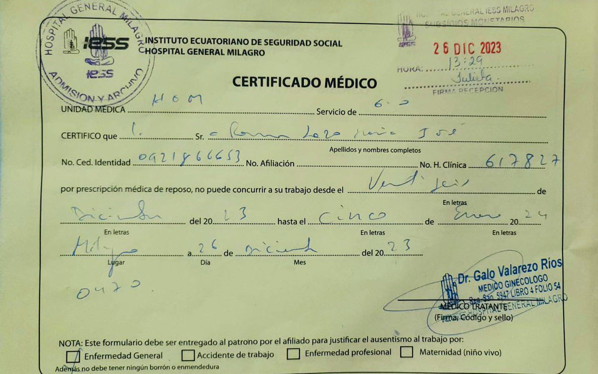 PedritoExtranja's tweet photo. ¿Se puede despedir del trabajo a una mujer por estar embarazada o en periodo de lactancia?
En Ecuador lo hacen.
Ella pidió permiso médico por embarazo de alto riesgo el 26 y el 27 de diciembre la dejan sin empleo.
Sucede en el Ministerio de Educación. 
Corrija señor Ministro. https://t.co/E25jnIZoD2