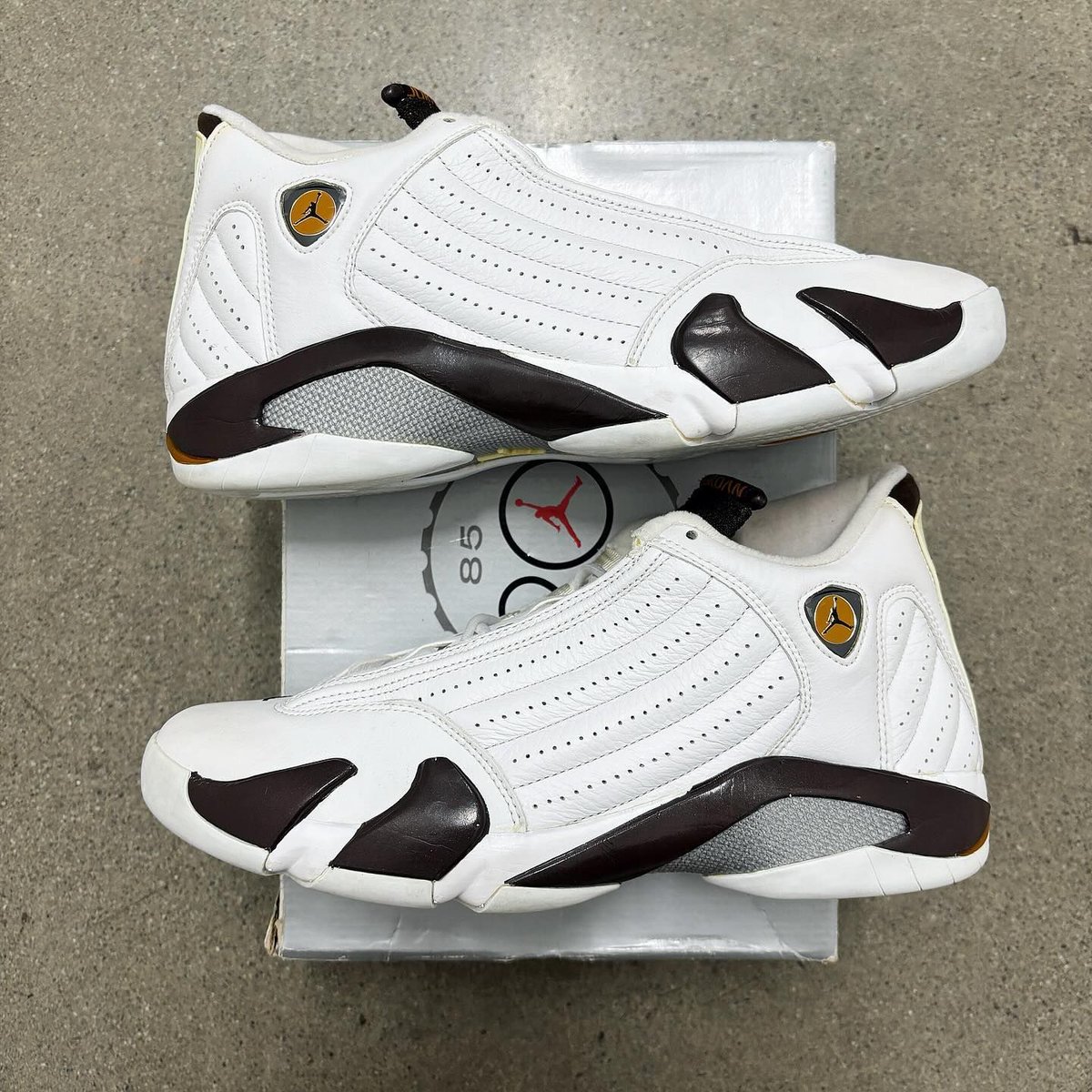 SneakerNews's tweet image. Air Jordan 14 "Dark Cinder" 🪵