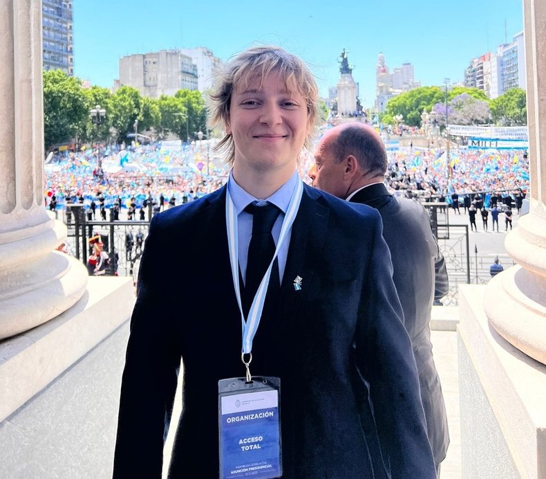 espartanolibert's tweet photo. Like y Retweet si bancás a Iñaki Gutiérrez 👍 https://t.co/G0YplVWCx7