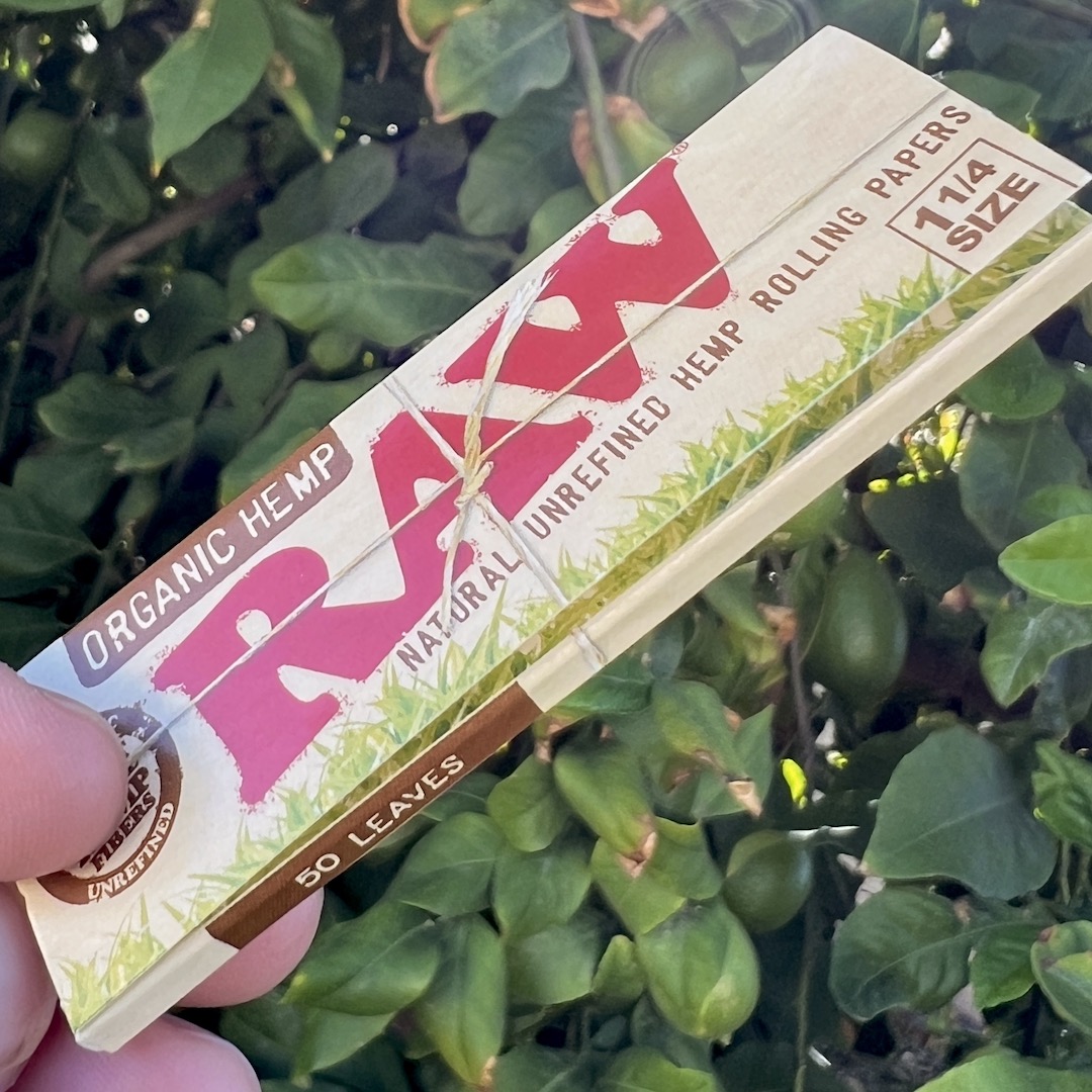 SmokeCargo's tweet photo. RAW papers burn evenly each and every time, so you always have the perfect smoke. Take advantage of our "Rolling in the New Year" Sale and stock up now! https://t.co/PNdmxttYwG