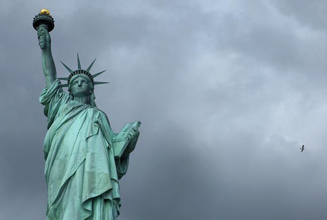 BillFrelick's tweet photo. Under the shadow of wars in Ukraine &amp; Gaza, refugees have become chips on the Capitol Hill bargaining table. What risks being lost in this high-stakes game is a recognition that fundamental human rights R not negotiable, including the right 2 seek asylum. https://t.co/m49X8MRSvE https://t.co/mVCBNGIN6X
