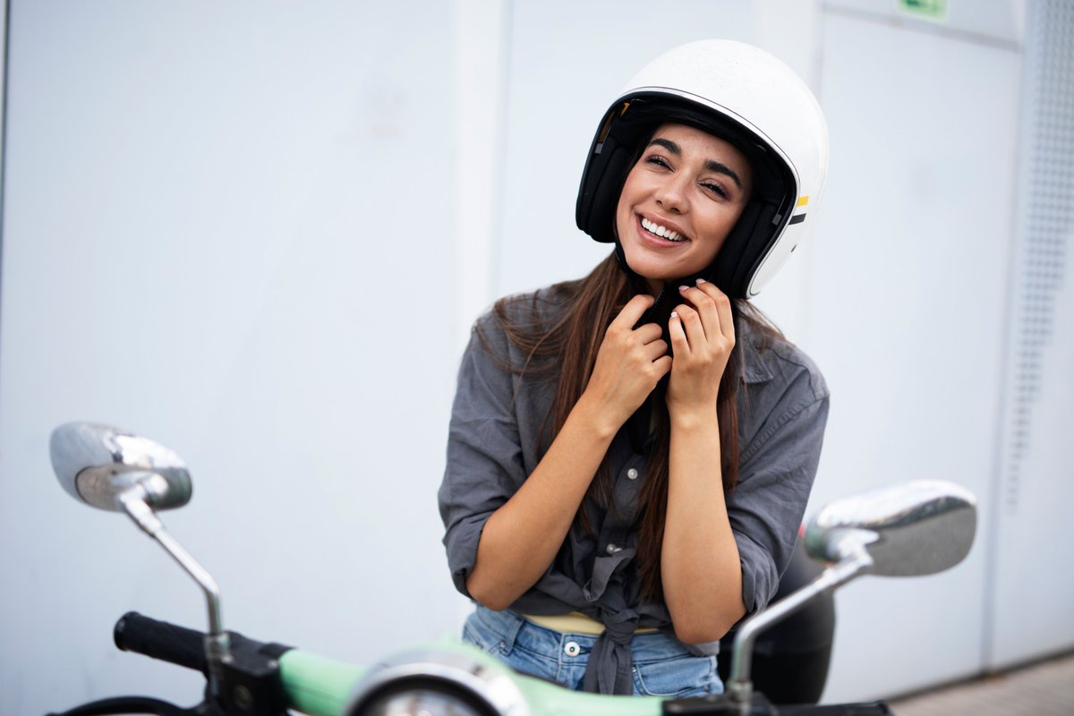 ☀️Our one-day Moped Safety Class equips you with the skills and knowledge to cruise safely and legally.  Secure your spot for just $30. Upcoming classes: April 27, June 22, Aug.3, and Sept. 7.
Enroll online now at iwcc.edu/ce/
For assistance, call us at (712) 325-3256