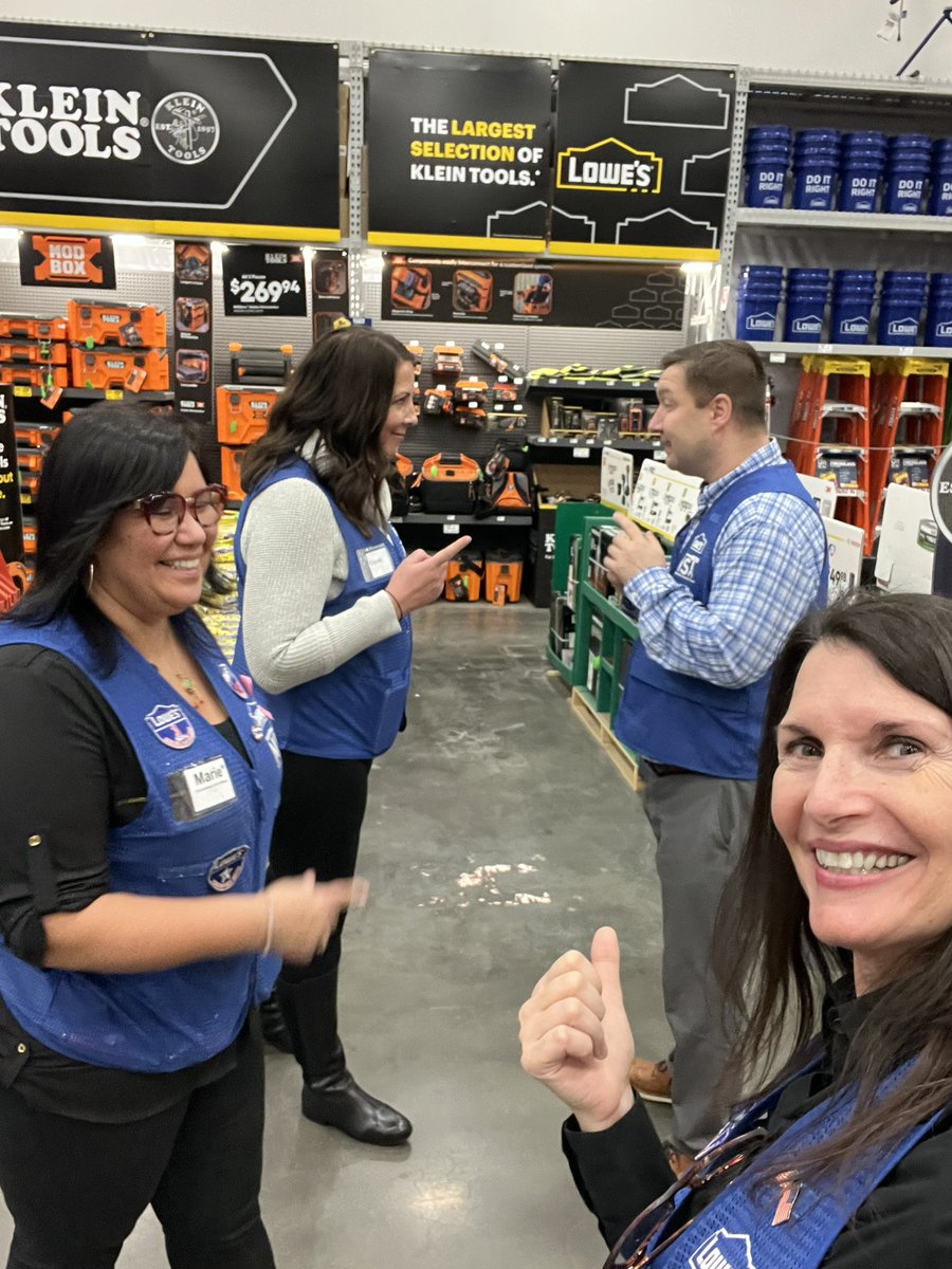 Nina Bianchi (@ninabianchi1) on Twitter photo Special moments today! Happy birthday to our division, president and welcome to MST Marie! our team had fun with our divisional Crystal and a lot of laughs too! <a href="/clneels/">Crystal Neels</a> <a href="/BryanAudis/">Bryan Audis</a> <a href="/cag315/">colleen gee</a> Special moments today! Happy birthday to our division, president and welcome to MST Marie! our team had fun with our divisional Crystal and a lot of laughs too! <a href="/clneels/">Crystal Neels</a> <a href="/BryanAudis/">Bryan Audis</a> <a href="/cag315/">colleen gee</a>