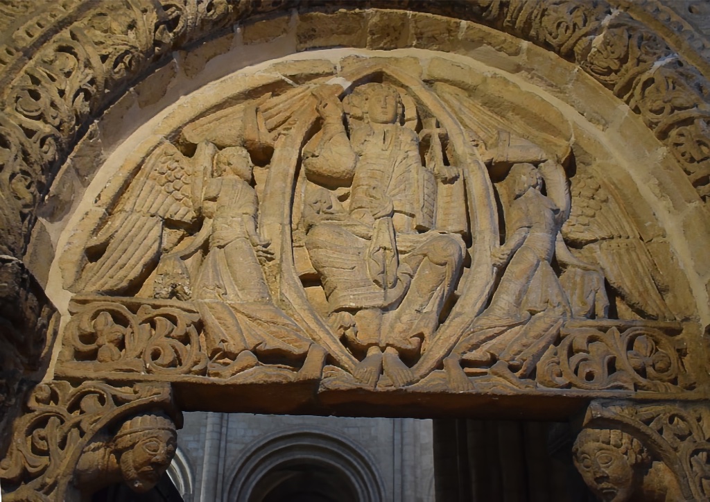 A little offering for #TympanumTuesday from Ely Cathedral.
