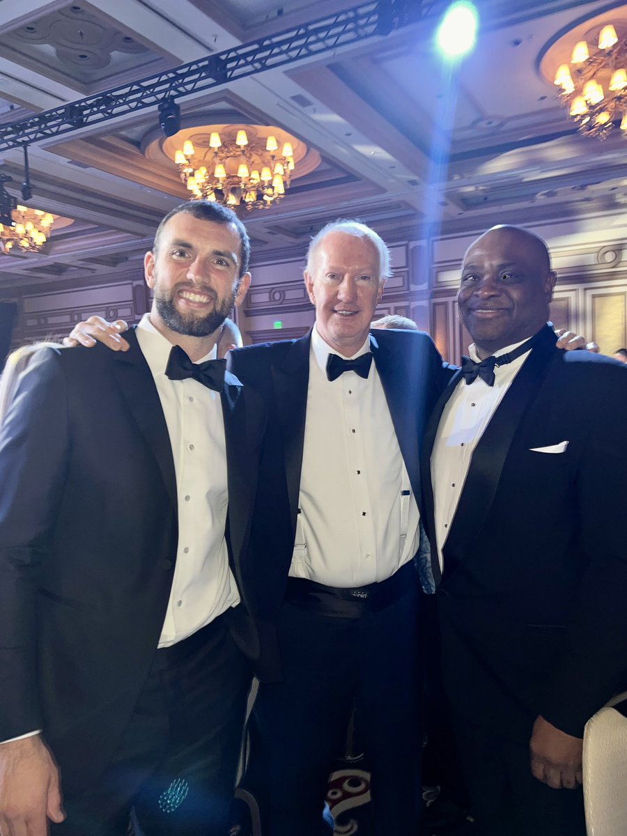 Another great picture  from 2022 December @andrewluck , FSU Legend @ronsellers  & Myself 
#FSU #ronsellers #andrewluck #indianapoliscolts #Stanfordcardinals 
Please Retweet