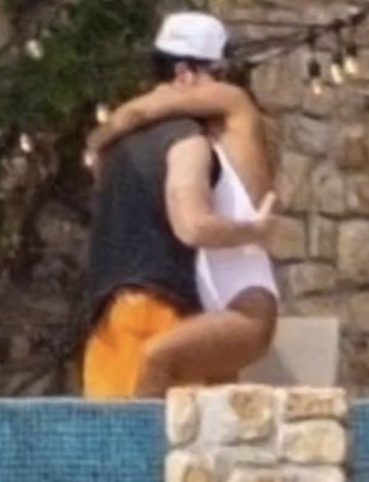 JonasBrosMedia's tweet photo. .@NickJonas &amp; @PriyankaChopra spotted in Cabo. (1.2.24) https://t.co/LI0mTnGolL