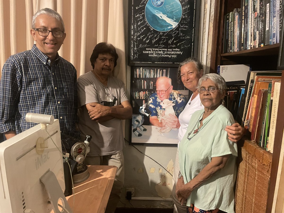 bircanunver's tweet photo. With #RohanDeSilva, #NalakaGunawardene & #DottiedottieWeerasooriya, we had a wonderful time at Sir #ArthurCClarke's office in #BarnesPlace #Colombo, #SriLanka.
Certainly, Sir Arthur was with us in #spirit as in the top two photos!
#Mars35000000Miles
@NalakaG #BircanÜnver https://t.co/aCaJu3aBgs