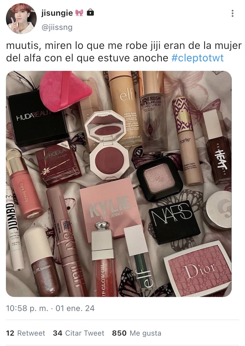 mnhoqrr's tweet photo. au mnsng. — 🔞 “clepto” 

jsng, un omega cleptómano, que usa su atractivo para seducir hombres y robar en sus casas. una noche, decide ayudar a un alfa ebrio.
o
mnho, un alfa con el corazón roto, despierta en una casa desconocida, rodeado de feromonas de un omega en celo. https://t.co/O2KybnoYYx