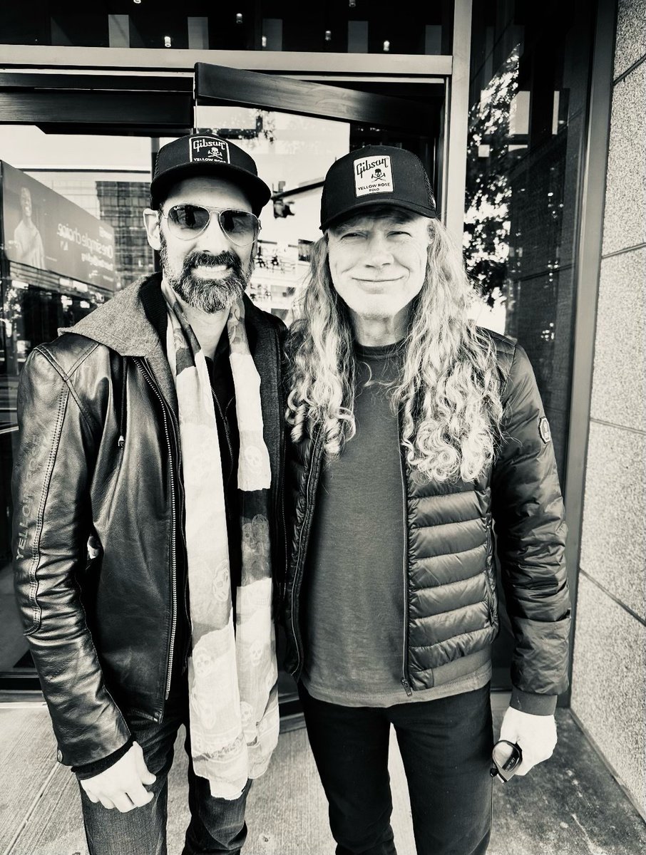 Cesar, my brother and friend. Happy Birthday. I hope you are still rocking from NYE! Can't wait for the next trip around the planet with my trusty Gibson Guitars! Thank you for everything. @Gueikian @gibsonguitar