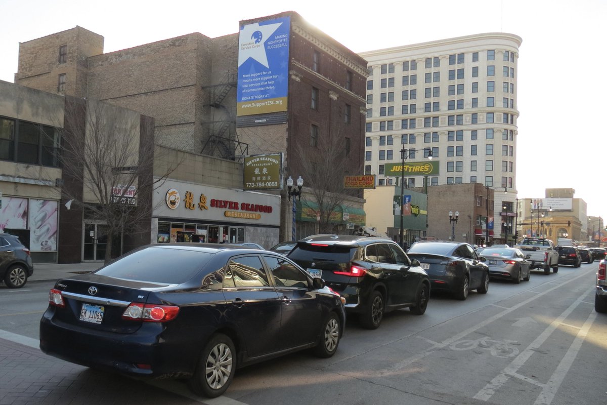 Thanks to @ESC and to their President & CEO @RachelleJervis for the opportunity to lead the #redesign of their #brandidentity and apply the new #design to various #communications including this new #billboard located in the heart of #Chicago’s #Uptown neighborhood. #branding