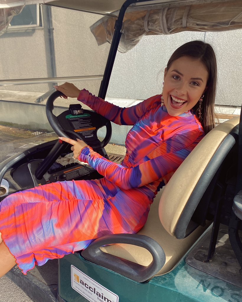 Zoë Armer tweet media