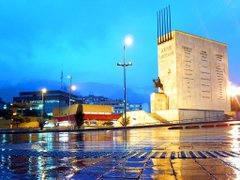 DeepSageApp's tweet photo. Bogotá es de las pocas capitales del mundo que es considerada una ciudad sin monumentos, una ciudad sin pasado. 

El Monumento a los Héroes de la Independencia era de los pocos que existían, está en nosotros preservar el legado histórico para conservar la memoria y la cultura https://t.co/vqb4XQhmhn