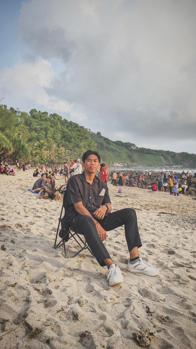 afqqzx's tweet photo. Beach🌊

#mengantibeach #purwokerto #kebumen https://t.co/U3tBnAj7od