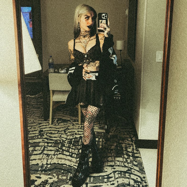 WretchedNeutral's tweet image. — Did someone say Party?

#HorrorWoodRP