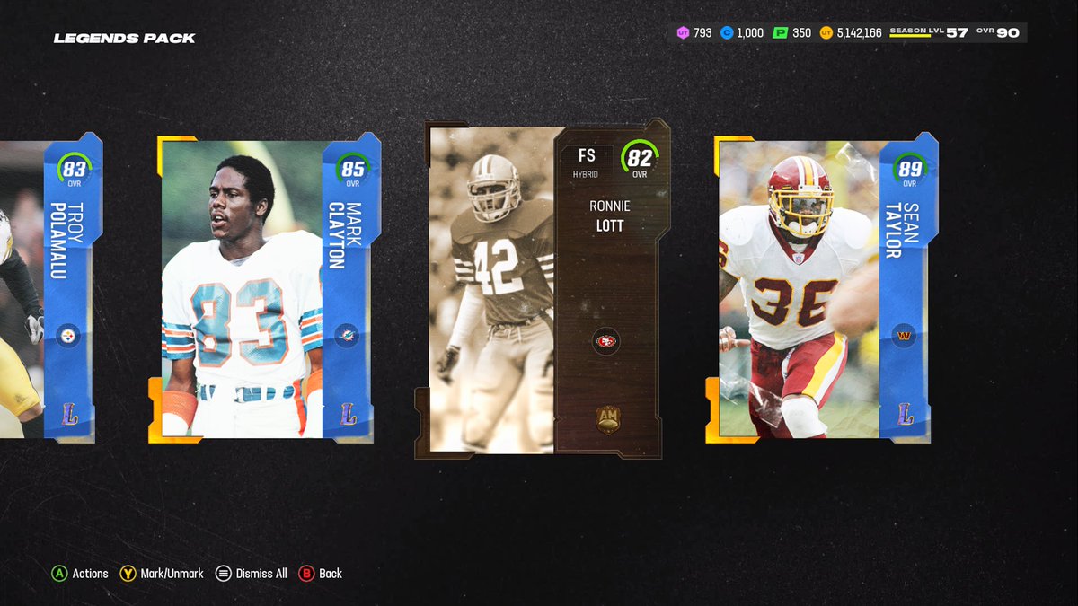 smacdatmadden's tweet photo. Remember when we got a free legend for finishing comp pass? I’ll eat my 84-89 cards in January. Woo @TheActualCC @iJoebruin @Gutfoxx https://t.co/5UL8x47dG7