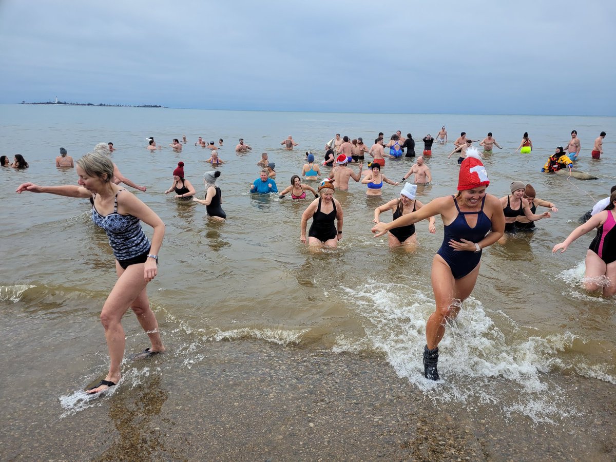 We had a good time yesterday in Southampton watching all the brave souls doing the Polar Plunge in support of the Saugeen Shores Food Bank #ssps2024