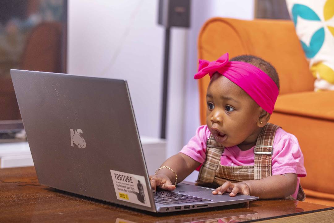 Cette fée a vu... ce que vous réserve As World Tech  en cette année 2024.  

Vous allez aimer 🥰

AS® Asuka Spirit 
 #100pour100asukaen2024