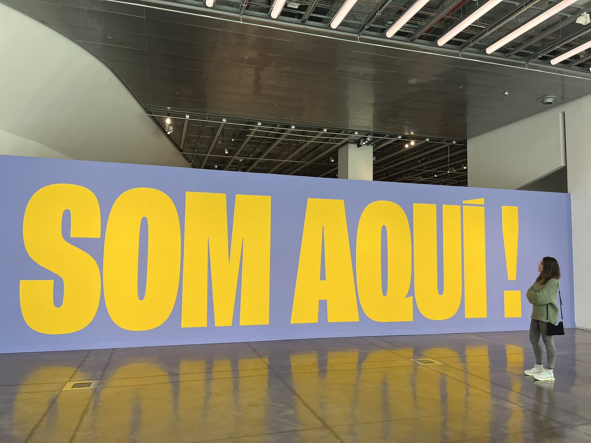 mardprada's tweet photo. Aquest diumenge s’acaba una expo de les bones, de les necessàries. Aneu-hi que va quedar estupenda: SOM AQUÍ! Les dones en el disseny, 1900-Avui @dissenyhub w/@vitra 💜 https://t.co/1fgQfTZV7S
